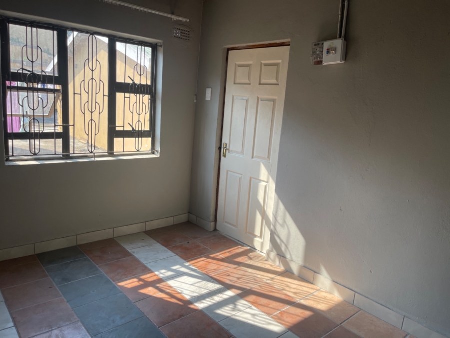 To Let 1 Bedroom Property for Rent in Umlazi N KwaZulu-Natal