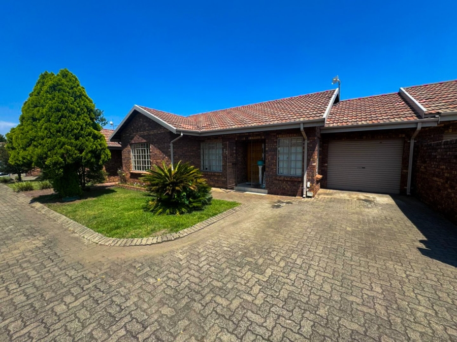 3 Bedroom Property for Sale in Huttenheights KwaZulu-Natal