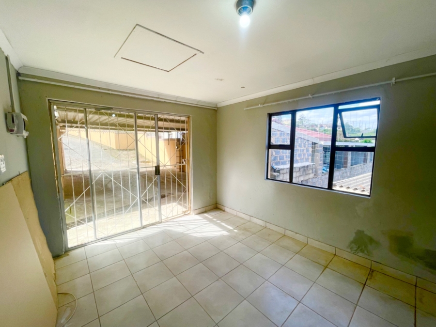 To Let 1 Bedroom Property for Rent in Umlazi N KwaZulu-Natal