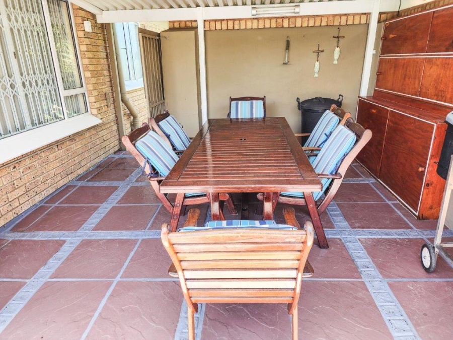 3 Bedroom Property for Sale in Shelly Beach KwaZulu-Natal