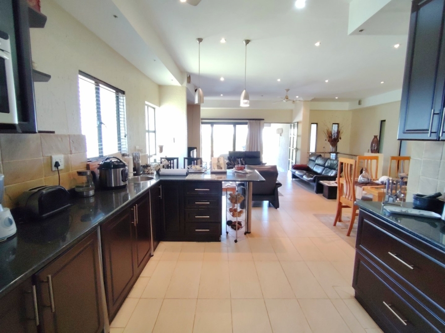 5 Bedroom Property for Sale in Ramsgate KwaZulu-Natal