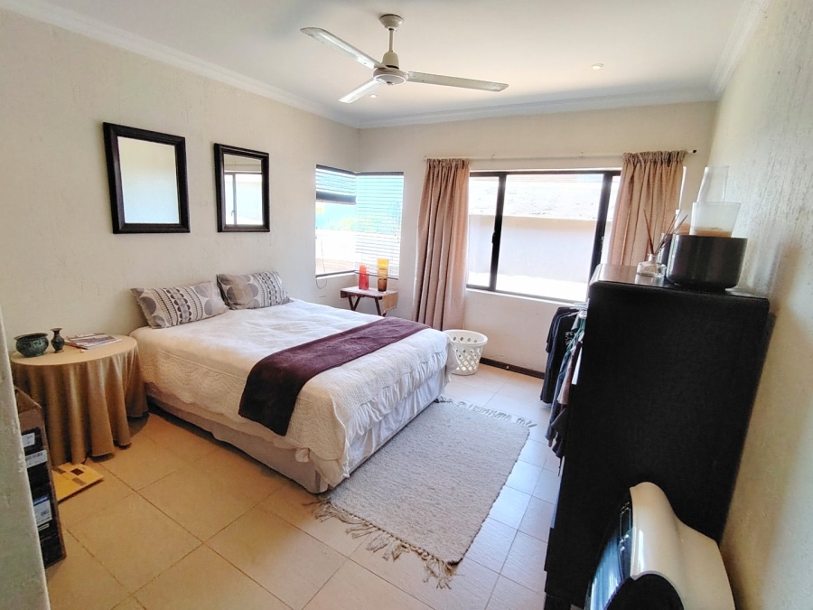 5 Bedroom Property for Sale in Ramsgate KwaZulu-Natal