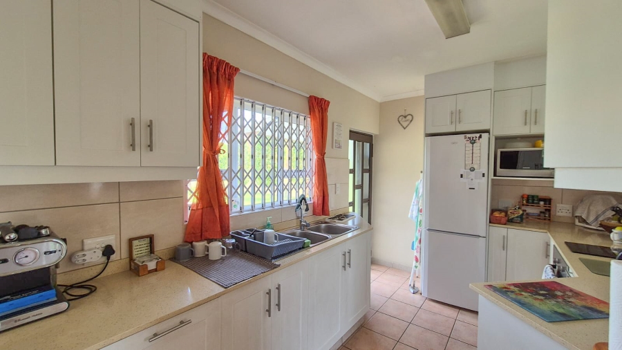 4 Bedroom Property for Sale in Somerset Park KwaZulu-Natal