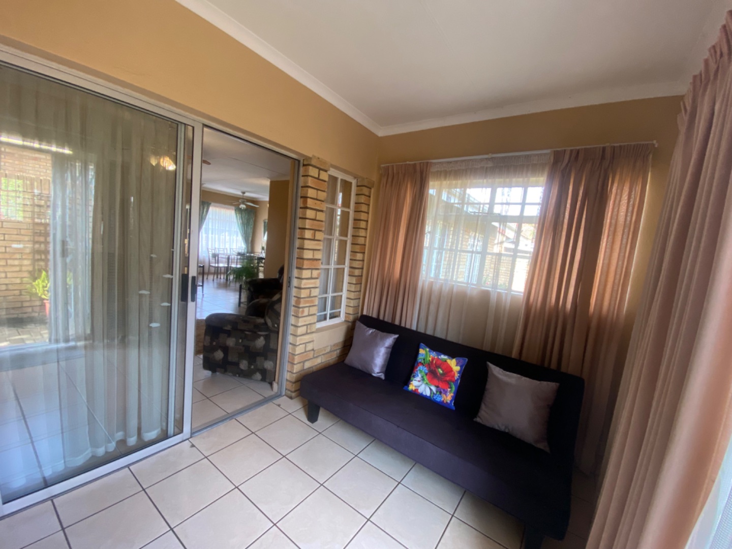 2 Bedroom Property for Sale in Huttenheights KwaZulu-Natal