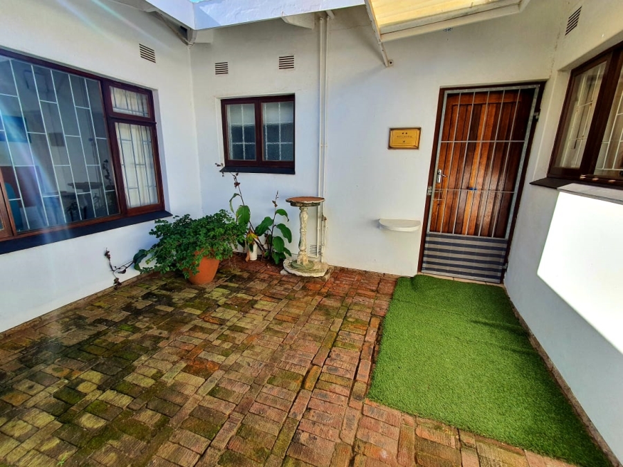 5 Bedroom Property for Sale in Sea Park KwaZulu-Natal