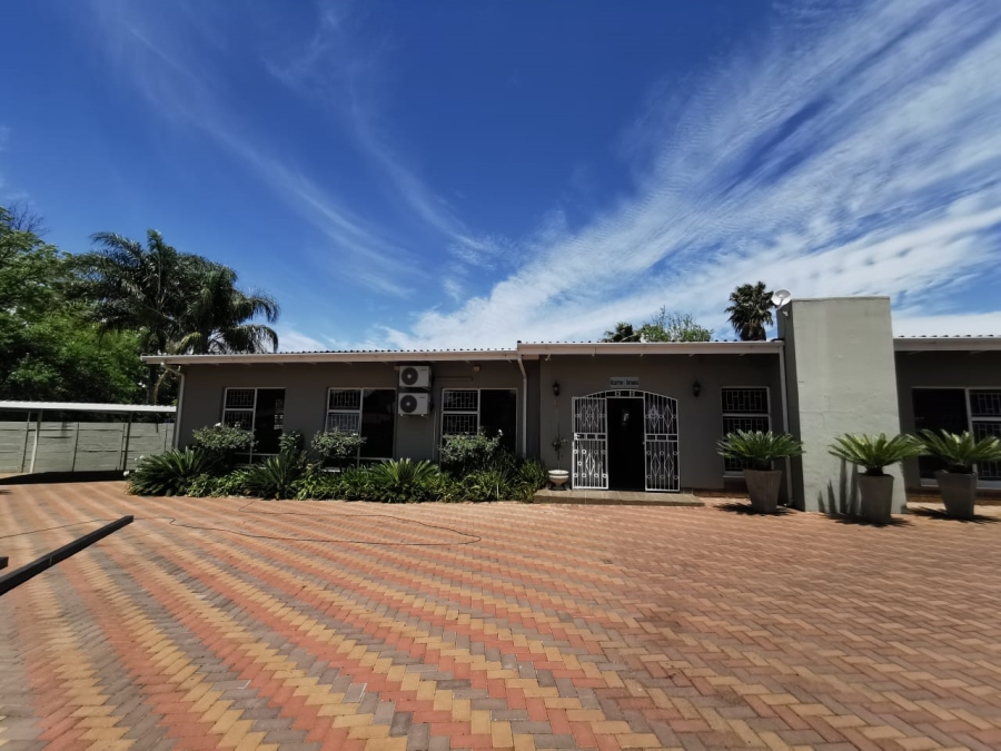 To Let commercial Property for Rent in Huttenheights KwaZulu-Natal