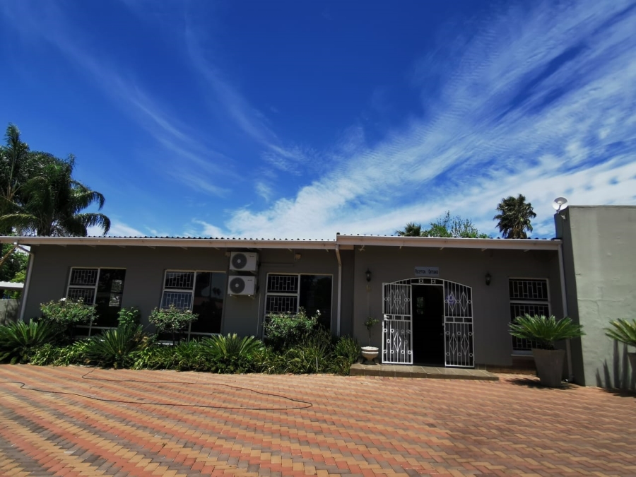 To Let commercial Property for Rent in Huttenheights KwaZulu-Natal