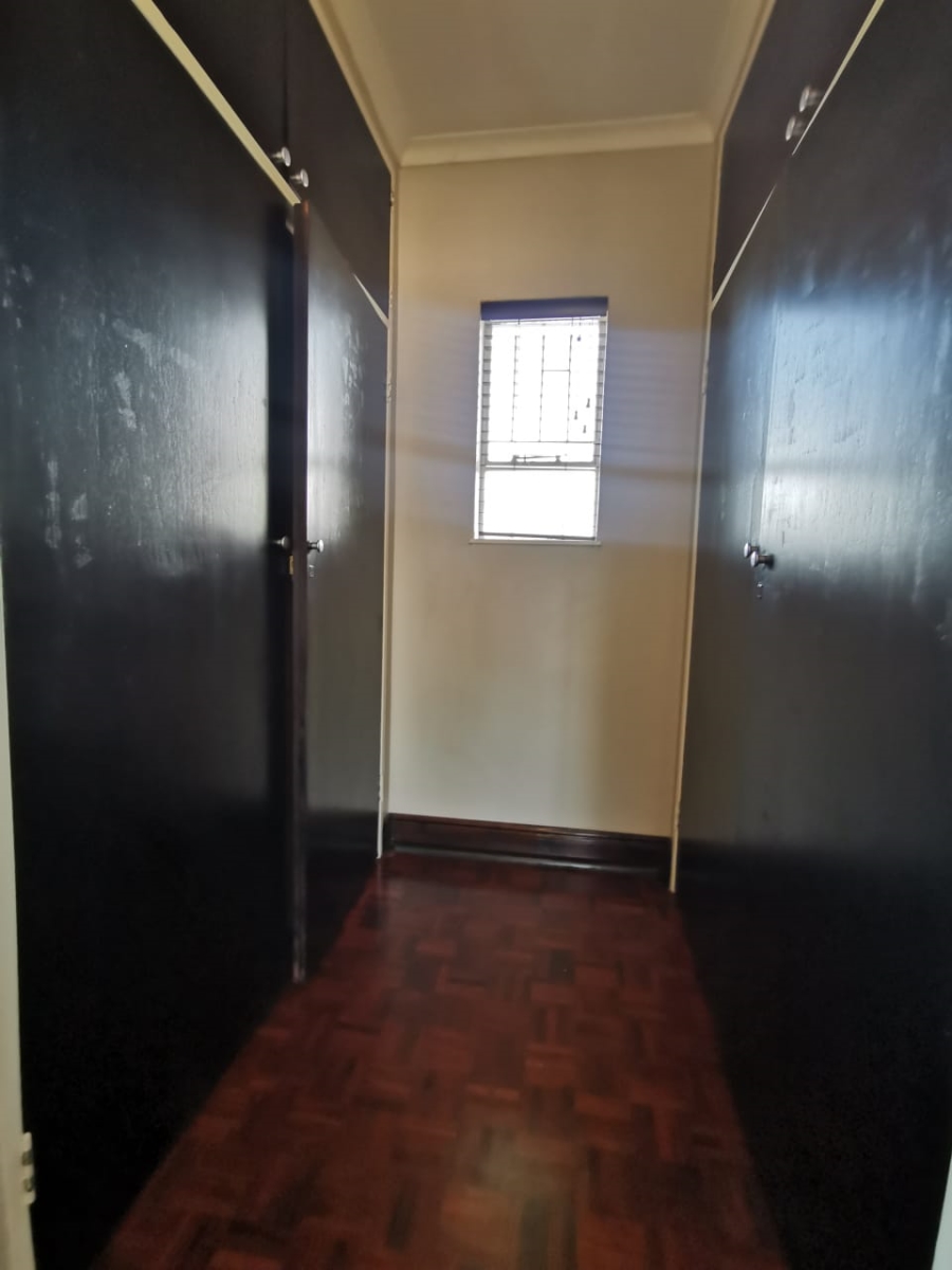 To Let commercial Property for Rent in Huttenheights KwaZulu-Natal