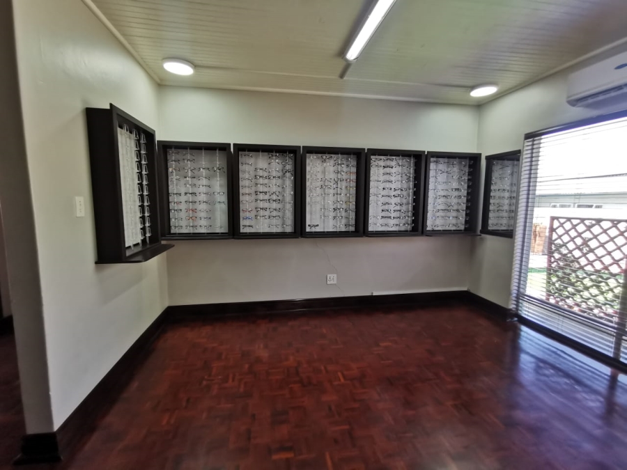 To Let commercial Property for Rent in Huttenheights KwaZulu-Natal