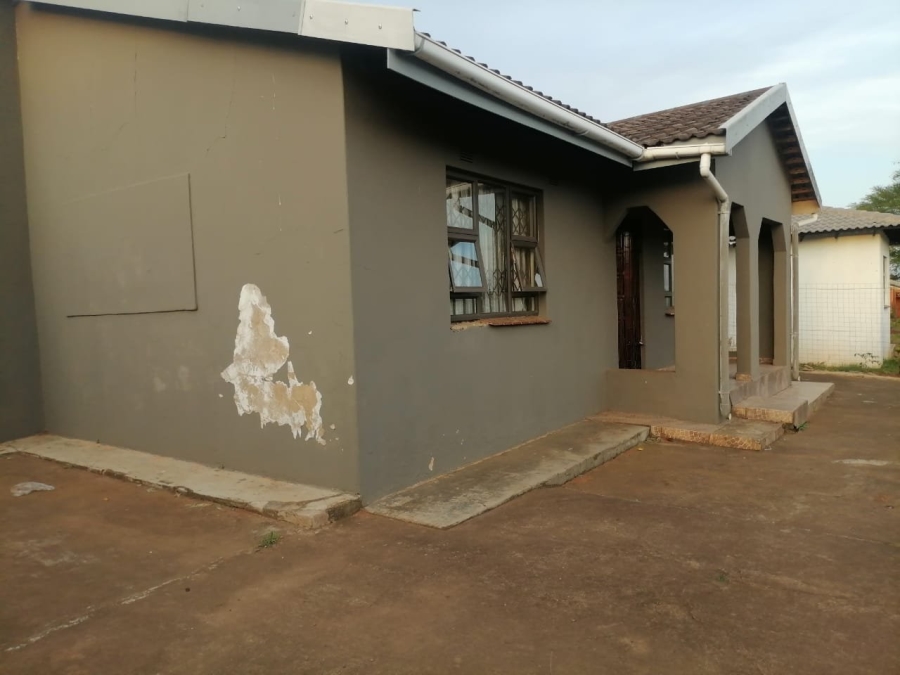  Bedroom Property for Sale in Nseleni KwaZulu-Natal