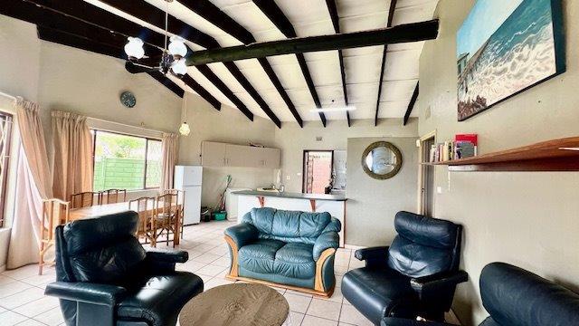 3 Bedroom Property for Sale in St Michaels On Sea KwaZulu-Natal