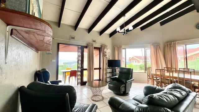 3 Bedroom Property for Sale in St Michaels On Sea KwaZulu-Natal