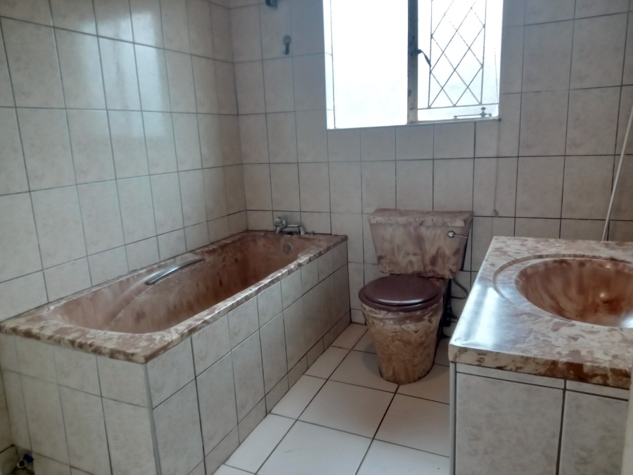 To Let 3 Bedroom Property for Rent in Raisethorpe KwaZulu-Natal