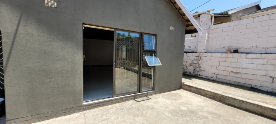 To Let 3 Bedroom Property for Rent in Raisethorpe KwaZulu-Natal