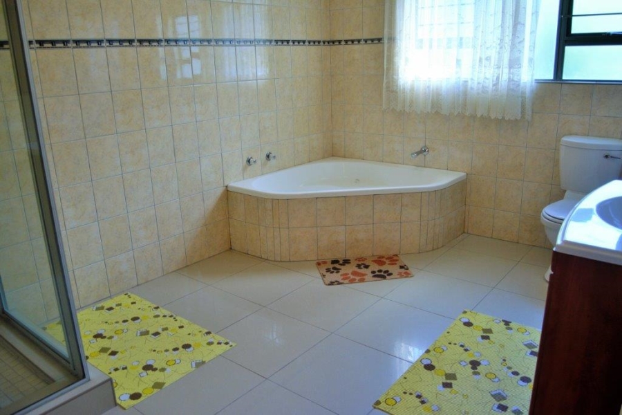 3 Bedroom Property for Sale in St Michaels On Sea KwaZulu-Natal