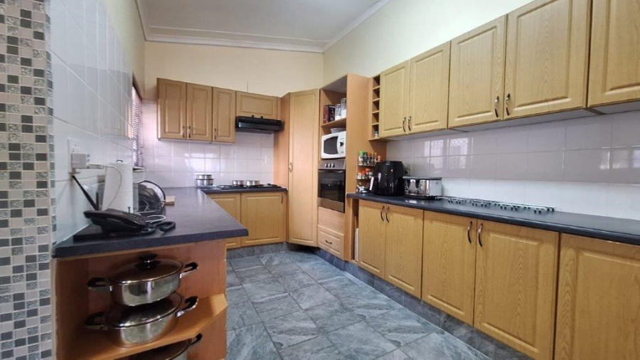 3 Bedroom Property for Sale in Sea Park KwaZulu-Natal