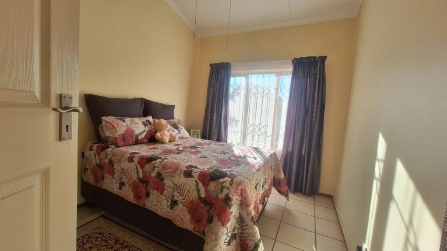 3 Bedroom Property for Sale in Sea Park KwaZulu-Natal