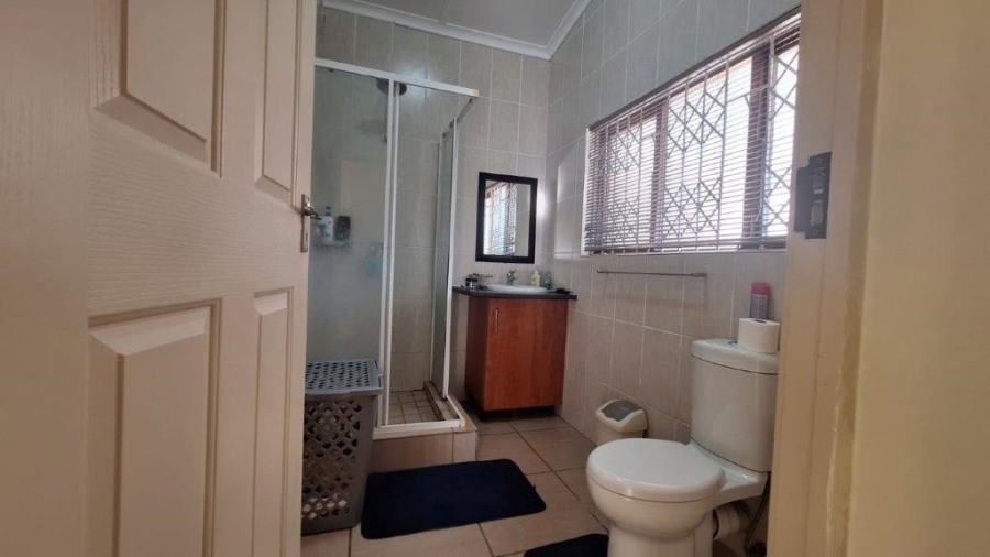 3 Bedroom Property for Sale in Sea Park KwaZulu-Natal