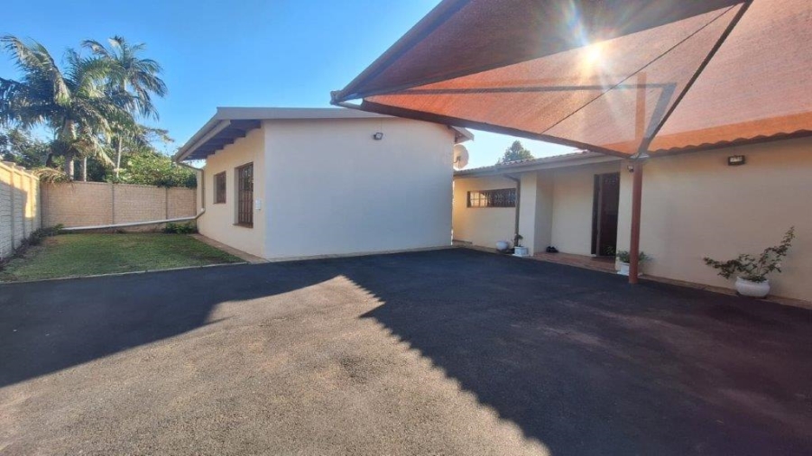 3 Bedroom Property for Sale in Sea Park KwaZulu-Natal