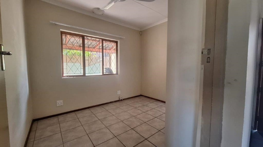 3 Bedroom Property for Sale in Sea Park KwaZulu-Natal