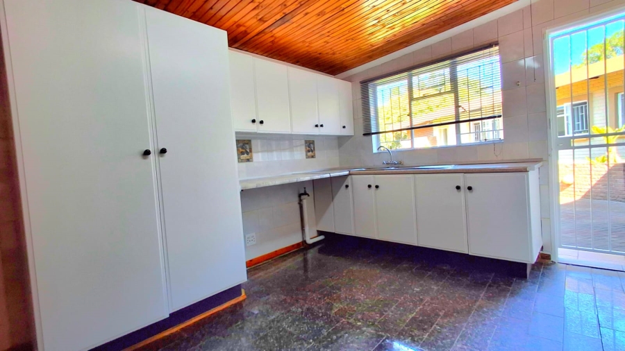 To Let 4 Bedroom Property for Rent in Signal Hill KwaZulu-Natal