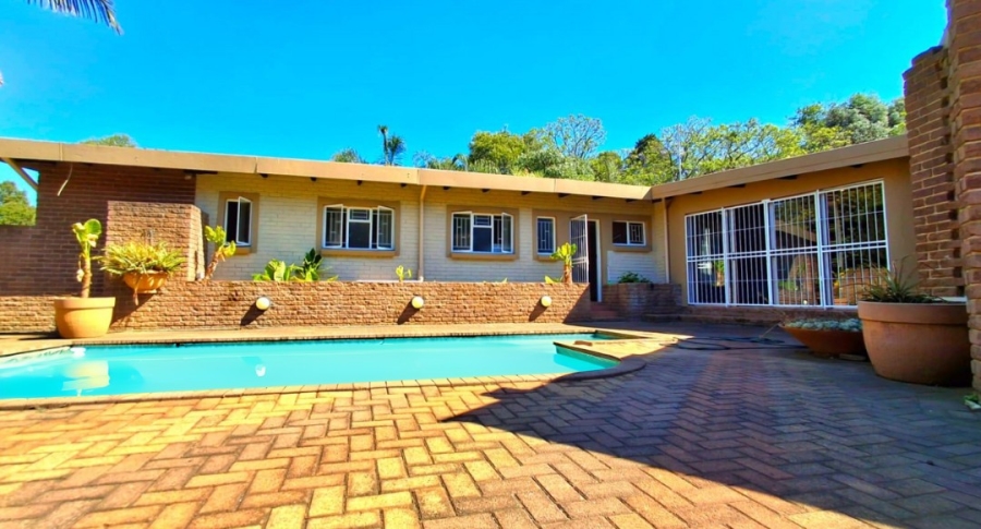 To Let 4 Bedroom Property for Rent in Signal Hill KwaZulu-Natal