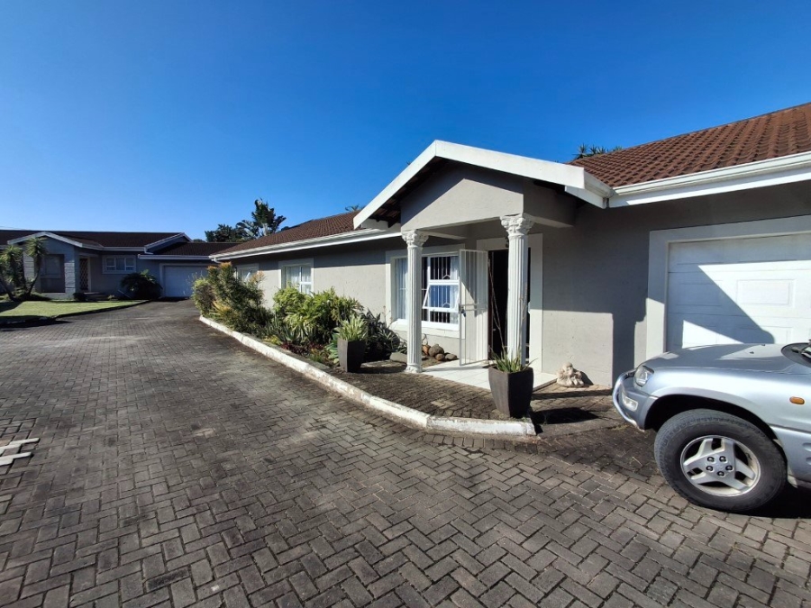 3 Bedroom Property for Sale in Uvongo KwaZulu-Natal