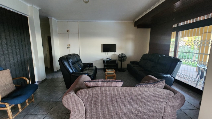 4 Bedroom Property for Sale in Oslo Beach KwaZulu-Natal