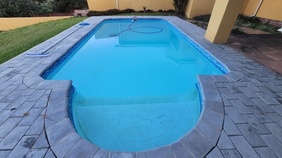 4 Bedroom Property for Sale in Oslo Beach KwaZulu-Natal