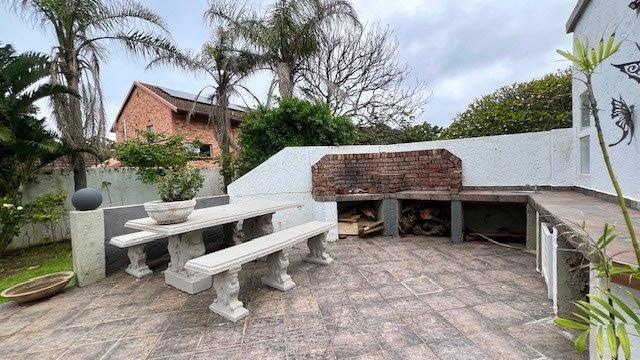 5 Bedroom Property for Sale in Ramsgate KwaZulu-Natal