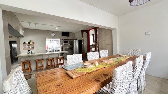 5 Bedroom Property for Sale in Ramsgate KwaZulu-Natal