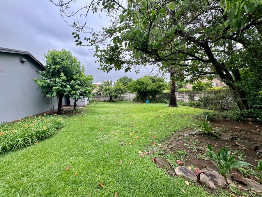 4 Bedroom Property for Sale in Huttenheights KwaZulu-Natal