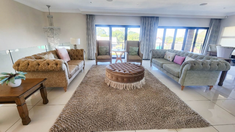 4 Bedroom Property for Sale in Umtentweni KwaZulu-Natal