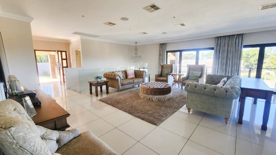 4 Bedroom Property for Sale in Umtentweni KwaZulu-Natal