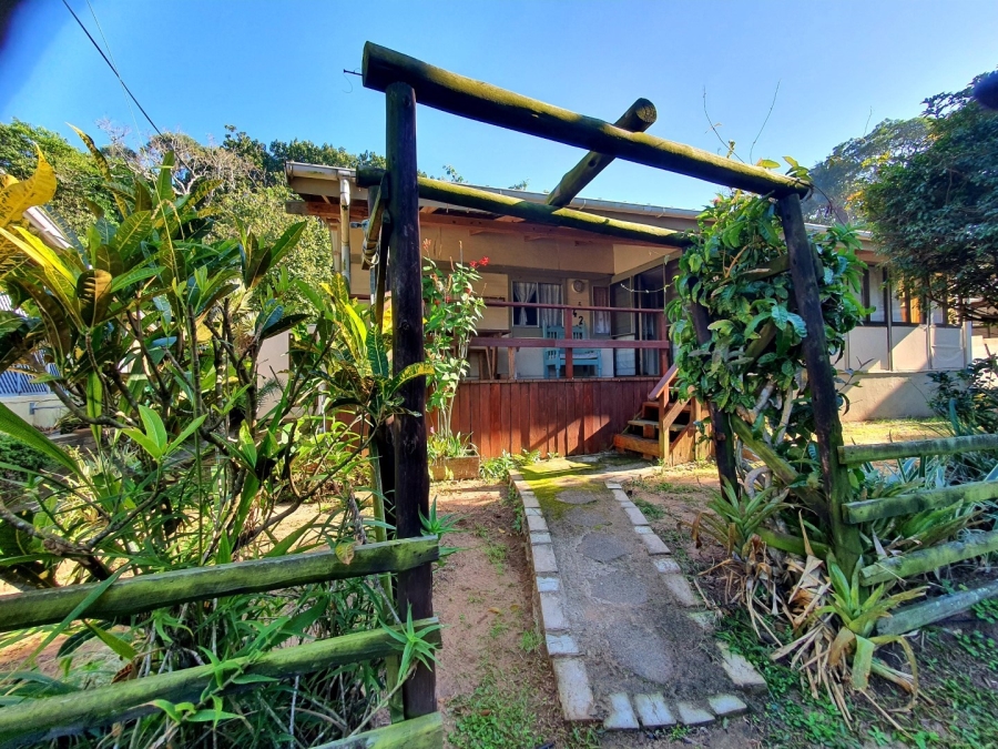 2 Bedroom Property for Sale in Hibberdene KwaZulu-Natal