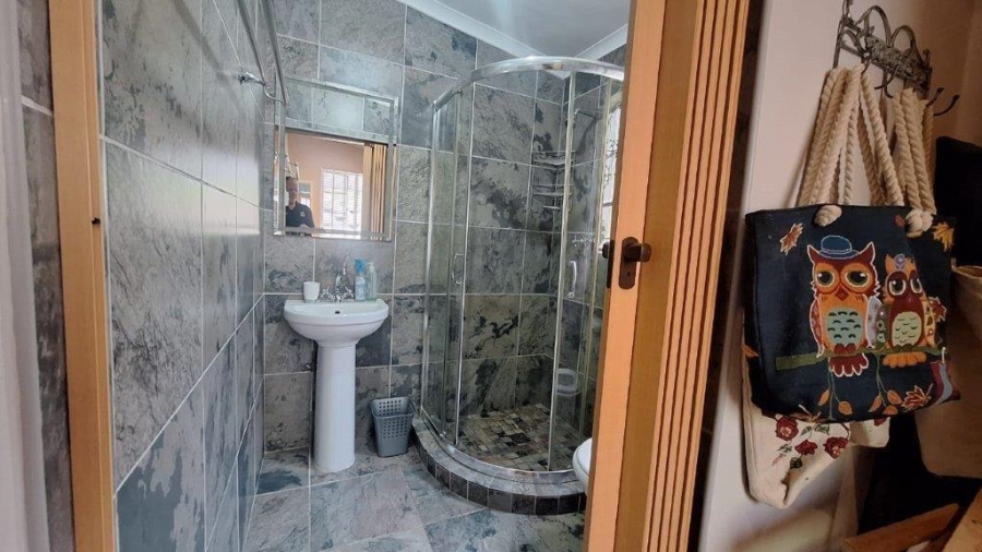 2 Bedroom Property for Sale in Marina Beach KwaZulu-Natal