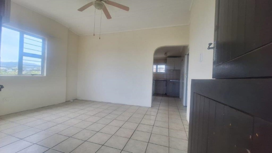 2 Bedroom Property for Sale in Hibberdene KwaZulu-Natal