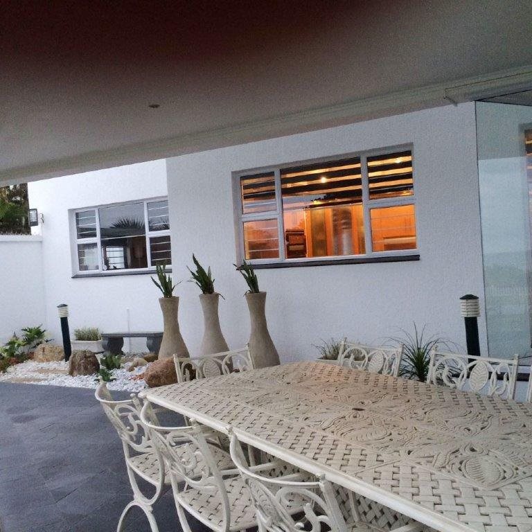 4 Bedroom Property for Sale in Oslo Beach KwaZulu-Natal