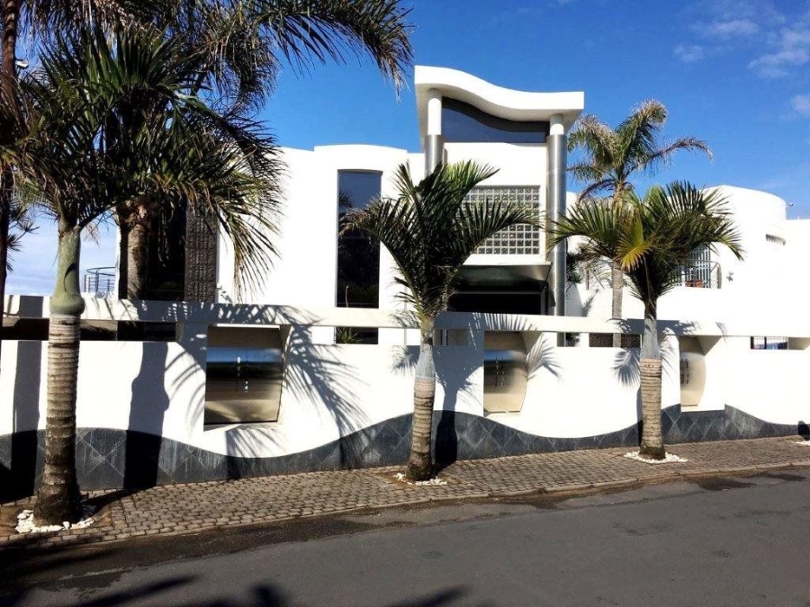 4 Bedroom Property for Sale in Oslo Beach KwaZulu-Natal