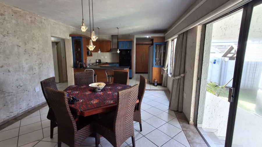 5 Bedroom Property for Sale in Ramsgate KwaZulu-Natal