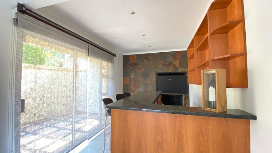 4 Bedroom Property for Sale in Aviary Hill KwaZulu-Natal