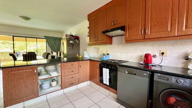 4 Bedroom Property for Sale in St Michaels On Sea KwaZulu-Natal