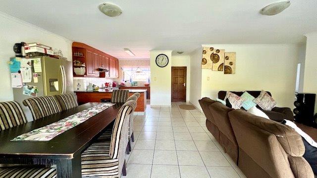 4 Bedroom Property for Sale in St Michaels On Sea KwaZulu-Natal