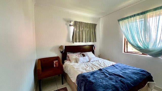 4 Bedroom Property for Sale in St Michaels On Sea KwaZulu-Natal