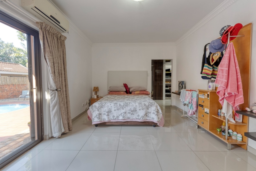 5 Bedroom Property for Sale in Deepdale KwaZulu-Natal