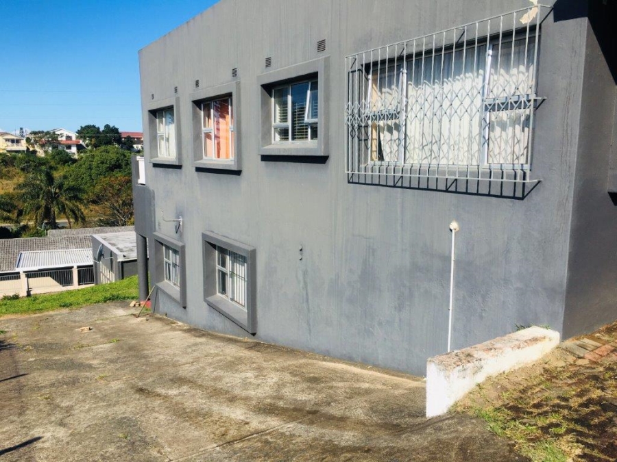 5 Bedroom Property for Sale in Marburg KwaZulu-Natal