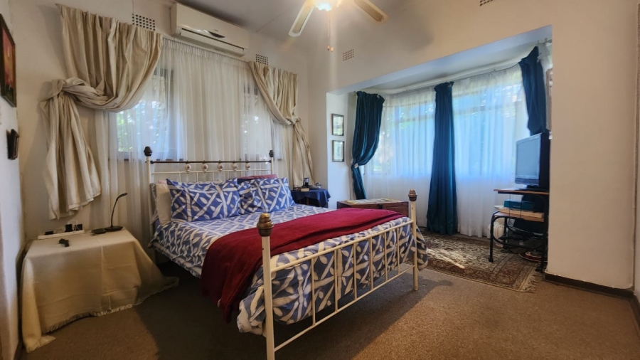 4 Bedroom Property for Sale in Umtentweni KwaZulu-Natal