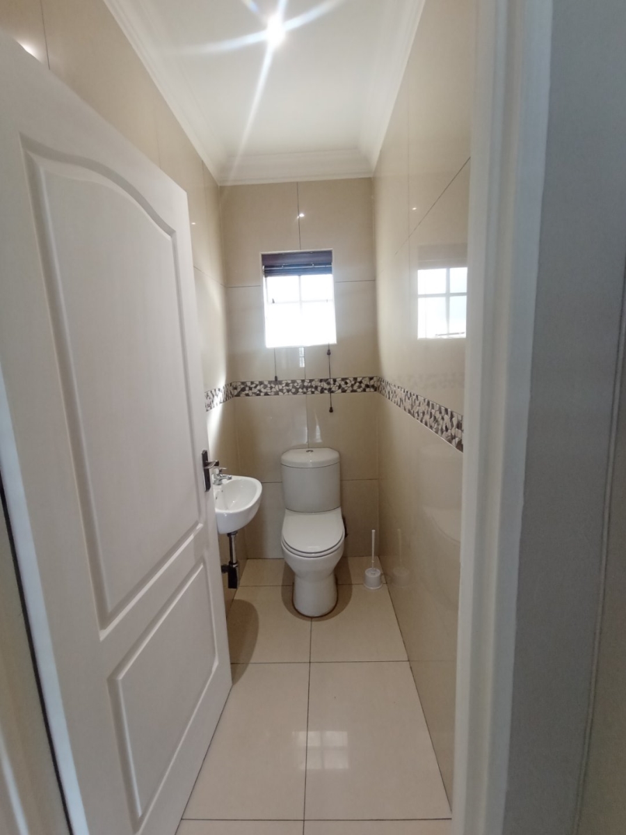 3 Bedroom Property for Sale in Eastwood KwaZulu-Natal