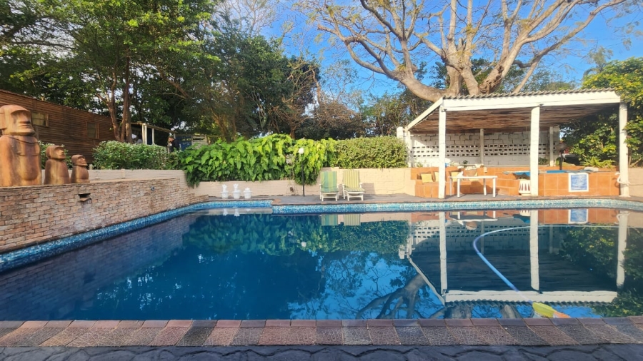 5 Bedroom Property for Sale in Sea Park KwaZulu-Natal