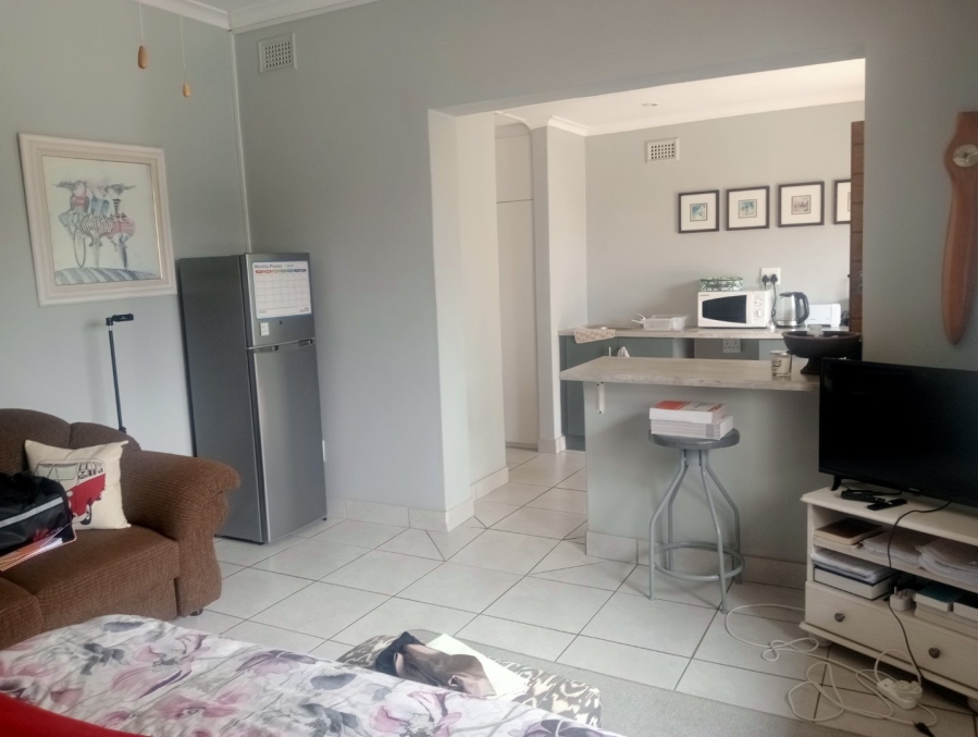 To Let 1 Bedroom Property for Rent in Farningham Ridge KwaZulu-Natal